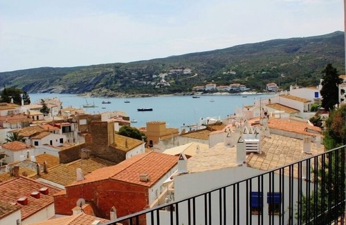 Cadaques Apartment | Comfortable apartment, very quiet, superb sea view, sleeps 4/6