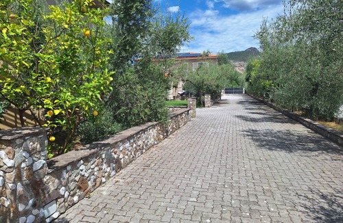 Cascina House | Comfortable home with private parking excellent for families and visits to the area