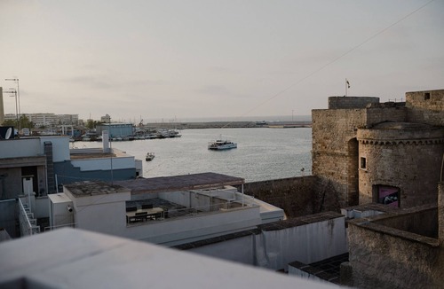 Centro Storico Apartment | Comforting apartment with splendid sight sea and balcony