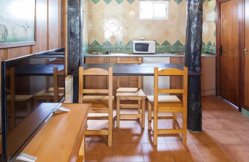 Banos de Montemayor House | Complejo Turístico Las Cañadas Casas de Campo- Actividades Gratuitas Todos los Fines de Semana