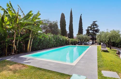 Toscolano Maderno Apartment | Corte Benaco by Wonderful Italy