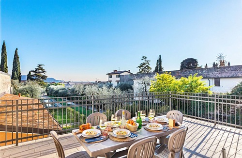 Toscolano Maderno Apartment | Corte Benaco by Wonderful Italy - Custoza