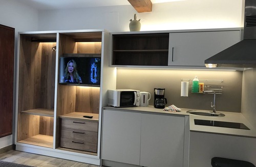 Old Town Apartment | COSTERA 2 - ESTUDIO VISTAS A CALLE