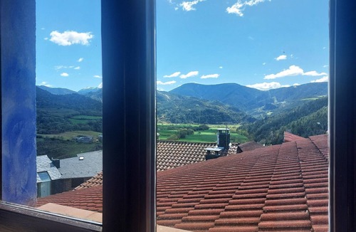 Noves de Segre Cottage | Cosy accommodation 15 km from La Seu d'Urgell.