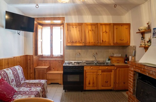 Gamberale Apartment | Cosy apartment for 2 people with WIFI, TV and pets allowed