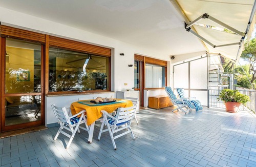 Capo Mimosa-Rollo Apartment | Cosy apartment for 4 people with WIFI, balcony and panoramic view