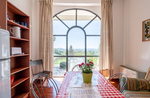 Azzano d'Asti Villa | Cosy apartment in villa for 6 people with WIFI, pool, A/C, terrace and pets allowed
