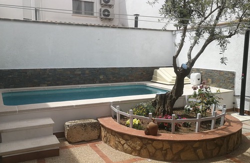 Villamalea Ski Chalet | Cottage (full rental) Río Cabriel for 8 people