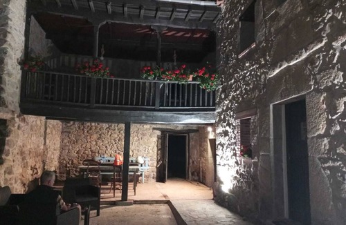 Cabrales Cottage | Cottage in the mountains with studio (pet friendly)