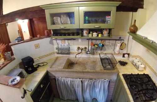 Pari House | Cottage in the village, between sea, mountains, spas, food and wine