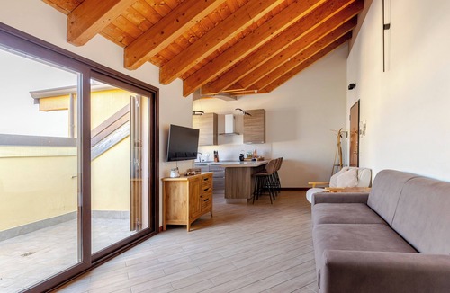 Busto Arsizio Apartment | [Cotton Flower] Penthouse 15 minutes from Malpensa MXP