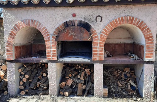 Las Cuerlas House | Country Home 'Laguna De Gallocanta' with Mountain View, Terrace and Garden