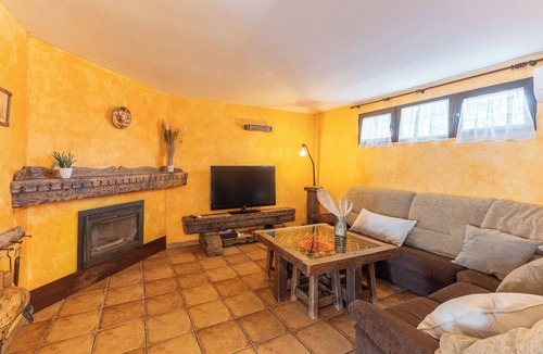 Galvez House | Country House 'Callejon Del Pozo 1, Puy' with Shared Pool, Wi-Fi and Air Conditioning