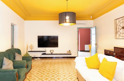Gualta House | Country House 'Can Blay' with Private Pool, Wi-Fi and Air Conditioning