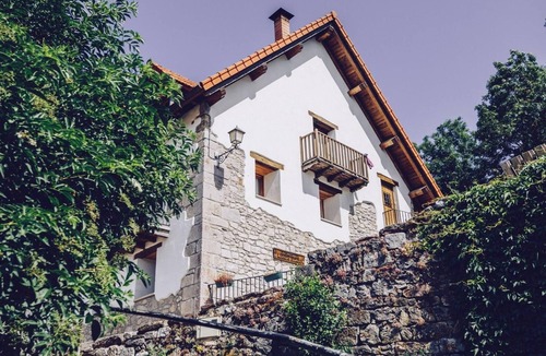 Abaurrea Alta House | Country House 'Casa Rural Enekoizar' with Mountain View, Private Terrace and Wi-Fi