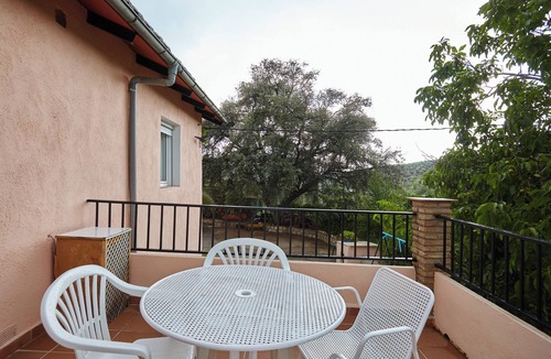 La Iruela House | Country House 'Cortijo De Las Flores 2' with Shared Pool, Shared Terrace and Shared Garden