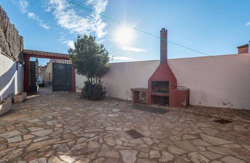 Teruel House | Country House 'Cuatro Torres' with Private Terrace and Wi-Fi