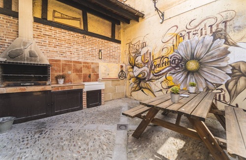 Lerma House | Country House 'El Palomar De La Cuesta' with Private Garden and Wi-Fi