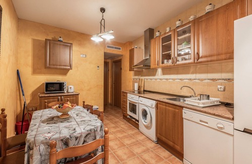 Maluenda House | Country House 'El Rellano' with Balcony, Wi-Fi and Air Conditioning