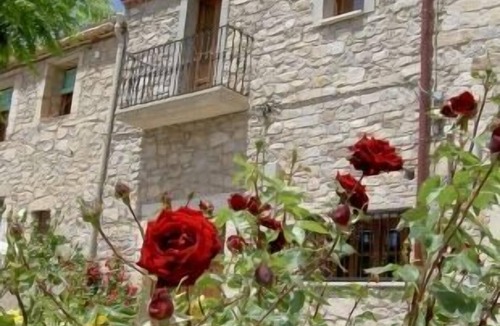 Guimera Cottage | Country house ideal for getaways with the family in a quiet environment