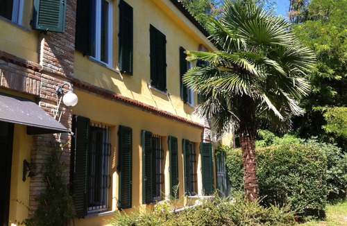 Rocca D'Arazzo Villa | Countryfarm "Bellaria" between Langhe and Monferrato region