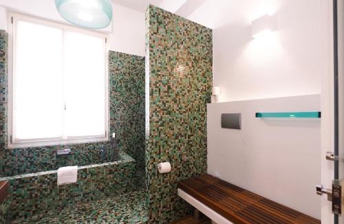 Guastalla Apartment | Court House Elegant Apartment