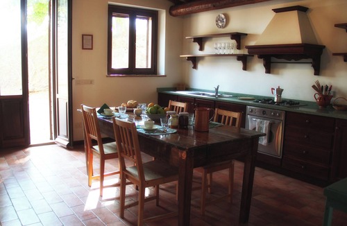 Chiesanuova House | Cozy cottage on wine farm