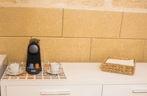 Adelfia House | Cozy two-room period apartment located in the historic center of Adelfia.