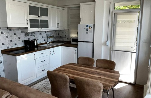 Alanya Apartment | Cozy Vacation Flat 2 min to Beach in Alanya