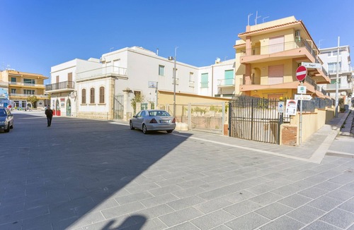 Marina di Ragusa Apartment | Crono Apartment - 30m by the sea - Marina di Ragusa center