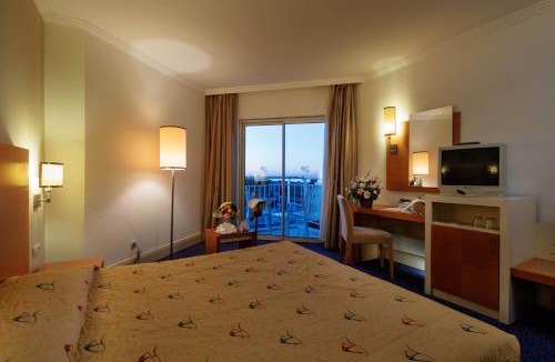 Cenger Resort | Crystal Admiral Resort Suites & Spa - Ultimate All Inclusive