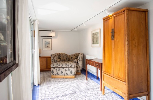 Torre Gironella Cottage | Cute garden facing cottage in central girona. Ideal for bicyclists or couples