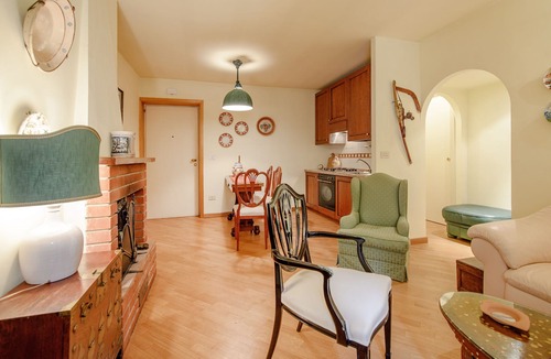 Rivisondoli Apartment | D'Annunzio 26 Art House