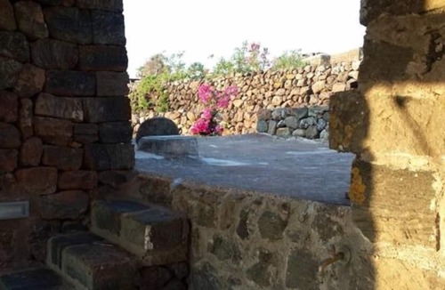 Pantelleria Villa | Dammusi Thienzò sea view sunset