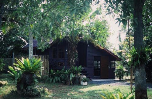 Ban Pa Yang House | Decoco Canal-side Homestay
