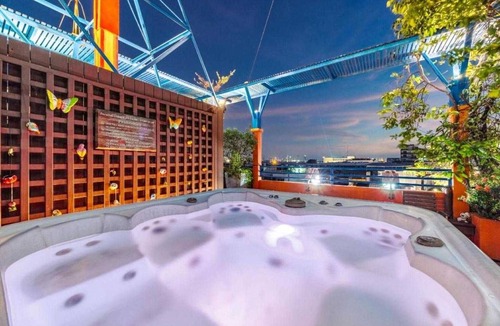 Ban Phan Thom House | Deluxe Double Diamond House Khaosan