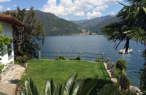 Cannobio House | Detached 2 bedroom house with beautiful outdoor area and private beach