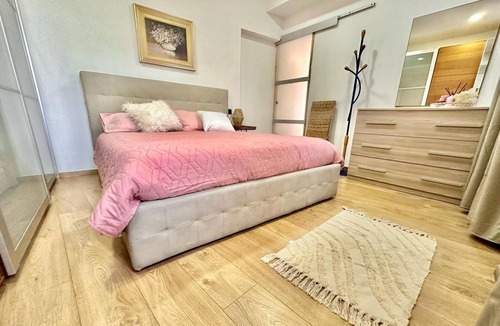 Porto Ceresio Apartment | Detached apartment, one step away from the lake, in the historic center of Porto