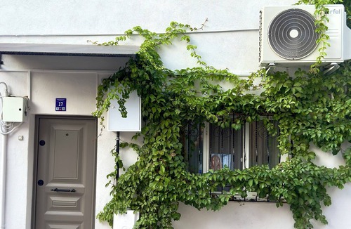Canakkale House | Detached Duplex House in the City Center