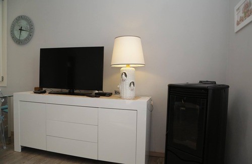Pontedassio House | Detached house, with swimming pool, open view, barbecue and private parking.