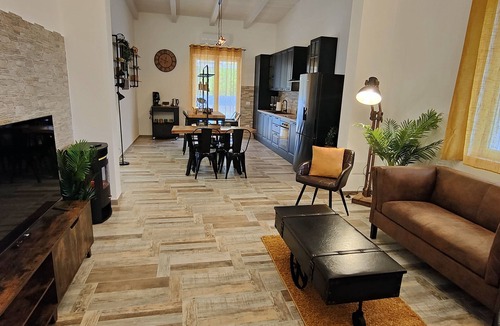 Giano Vetusto Villa | Detached villa with swimming pool and sauna