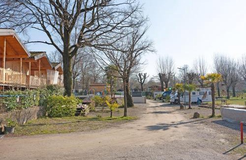 Ispra House | Dkamping Village