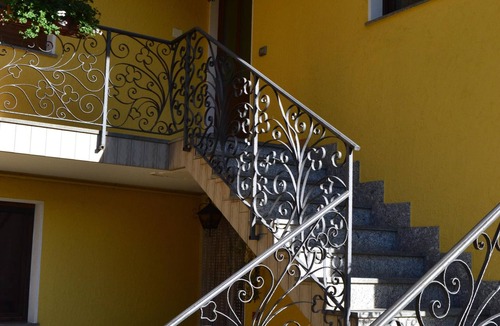 Grand Vert Apartment | Donnas: Apartment/flat - Donnas