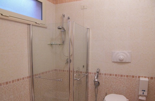 Sant'Elia Fiumerapido Bed & Breakfast | Double room in Villa Des Reves - surrounded by greenery near Montecassino