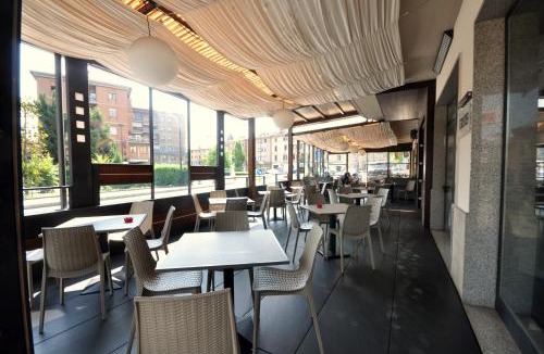 Maranello Hotel | Drake