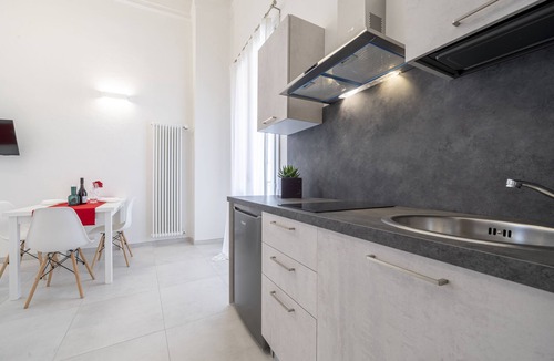 San Faustino-Madonnina-Quattroville Apartment | [Ducal Palace] Romantic apartment in the center