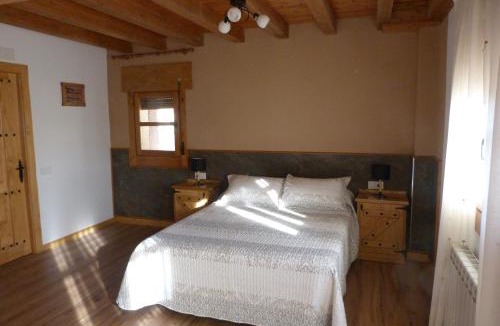 Montejo de Tiermes House | El Farolillo de Piedra