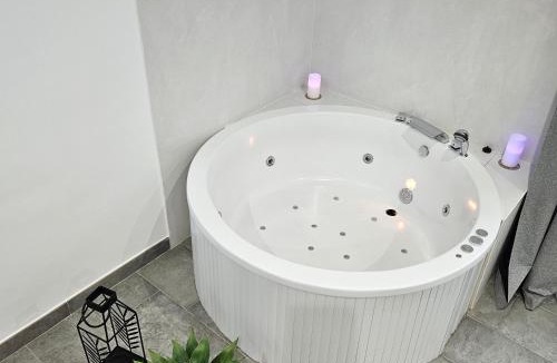 Toledo City Center Apartment | El susurro del tajo. El rio