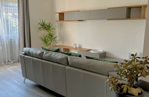 Piobesi d'Alba Apartment | Elegance and personality a stone's throw from Alba