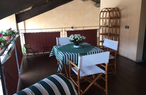 Barco Apartment | Elegant country house with pool in the Matilda of Canossa area - Studio